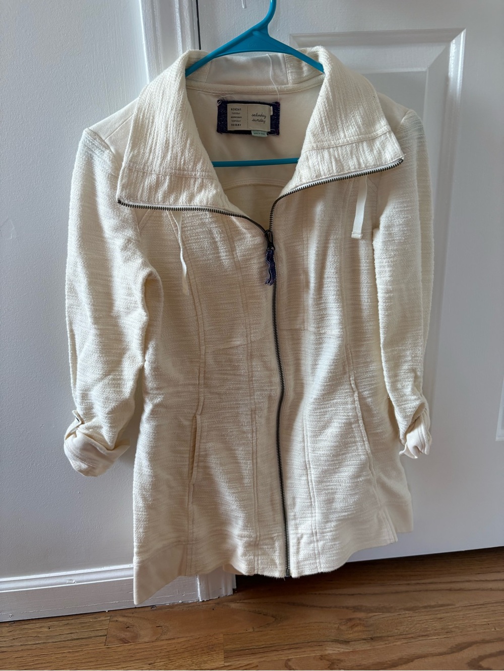 Women’s Cream Zip-Front Jacket - Casual Lightweight Trench